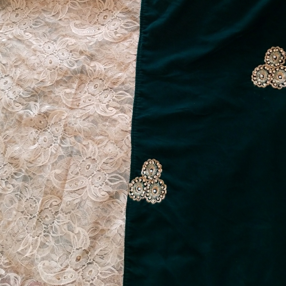 Saree with blouse, Diwali, wedding wear - Picture 2 of 8